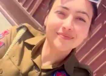 ਅਵੱਲੇ ਸ਼ੌਂਕਾਂ ਨੇ ਫਸਾ ਦਿੱਤੀ ਬਠਿੰਡੇ ਵਾਲੀ ਸਪਾਟਨ ਬੀਬੀ…14 ਸਾਲਾਂ ਦੀ ਨੌਕਰੀ ‘ਚ ਤਿੰਨ ਵਾਰ ਹੋਈ ਗ੍ਰਿਫ਼ਤਾਰ