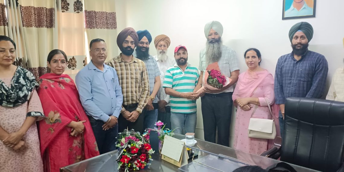 ਸੁਨੀਤਇੰਦਰ ਸਿੰਘ ਨੇ ਸੰਭਾਲਿਆ ਜ਼ਿਲ੍ਹਾ ਸਿੱਖਿਆ ਅਫ਼ਸਰ ਦਾ ਅਹੁਦਾ