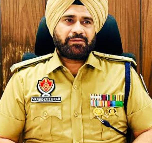ਵੱਡੀ ਖ਼ਬਰ..ਪੰਜਾਬ ਸਰਕਾਰ ਵੱਲੋਂ SSP ਮੁਅੱਤਲ…SHO ਦੀ ਗ੍ਰਿਫ਼ਤਾਰੀ ਤੋਂ ਬਾਅਦ ਹੋਈ ਕਾਰਵਾਈ