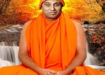 ਭੂਰੀ ਵਾਲੇ ਸਵਾਮੀ ਦੀ ਅਸ਼ਲੀਲ ਵੀਡੀਓ ਮਾਮਲਾ….ਸ਼ੰਕਰਾਨੰਦ ਦੇ ਬੰਦੇ ਸੰਪਰਦਾ ਦੇ ਮੁਖੀ ਕੋਲ ਪੈਸੇ ਨਾਲ ਭਰਿਆ ਬੈਗ ਲੈ ਕੇ ਪੁੱਜ ਗਏ