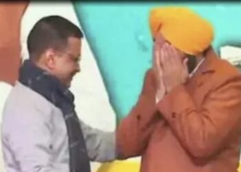 ਅੰਬ ਦਿੱਲੀ ਵਾਲੇ ਚੂਪ ਰਹੇ ਨੇ…ਤੇ ਪੰਜਾਬ ਵਾਲੇ ਗਿਟਕਾਂ ਗਿਣ ਰਹੇ ਹਨ