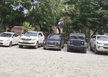 CIA ਬਰਨਾਲਾ ਨੇ ਚੋਰੀ ਕੀਤੀਆਂ ਜਾਂ ਡਿਫਾਲਟਰ ਗੱਡੀਆਂ ਦੇ ਜਾਅਲੀ ਕਾਗਜ਼ ਤਿਆਰ ਕਰਕੇ ਵੇਚਣ ਵਾਲਾ ਗਿਰੋਹ ਕੀਤਾ ਕਾਬੂ