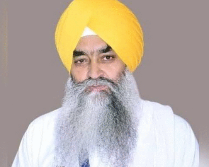 ਵੱਡੀ ਖ਼ਬਰ….ਸਿੱਖ ਧਰਮ ਦੀ ਸਰਬਉੱਚ ਅਦਾਲਤ ਦੇ ਸਾਬਕਾ ਜਥੇਦਾਰ ਨੇ ਖੜਕਾਇਆ ਦੁਨਿਆਵੀਂ ਅਦਾਲਤ ਦਾ ਦਰਵਾਜ਼ਾ