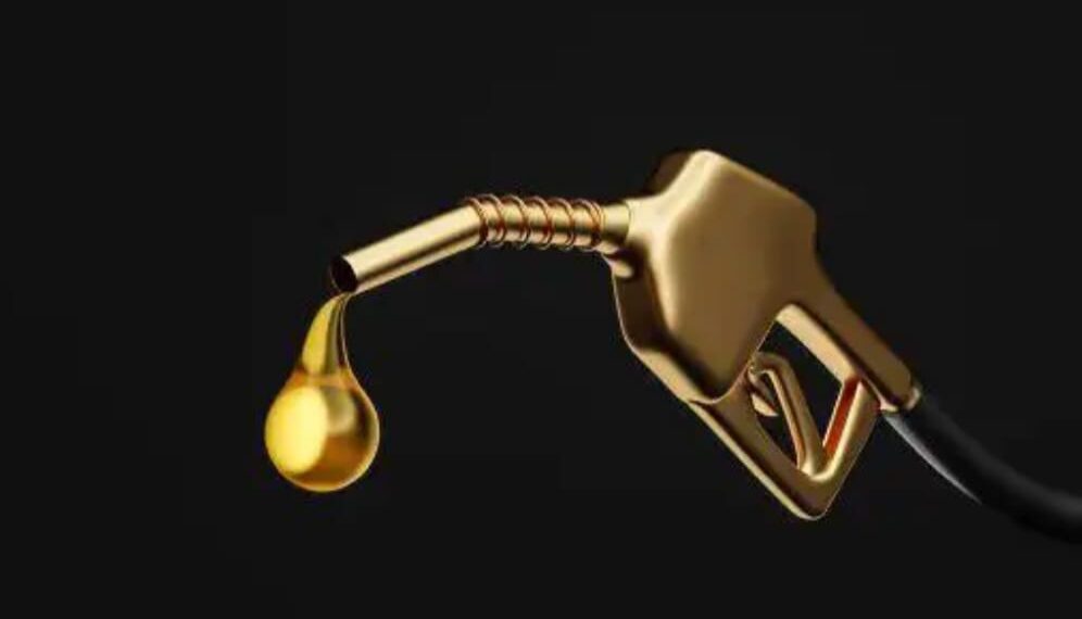 ਦਿੱਲੀ ‘ਚ ਅੱਜ ਤੋਂ ਪੁਰਾਣੇ ਵਹੀਕਲਾਂ ਦਾ ਪੈਟਰੋਲ ਅਤੇ ਡੀਜ਼ਲ ਬੰਦ