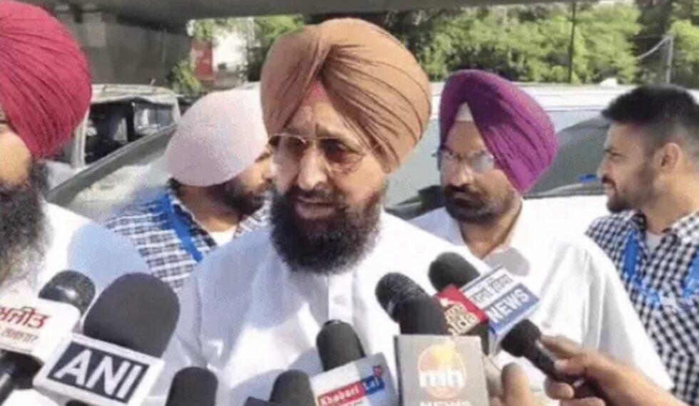 ਪ੍ਰਤਾਪ ਸਿੰਘ ਬਾਜਵਾ ਨੇ ਭਗਵੰਤ ਮਾਨ, ਕੇਜਰੀਵਾਲ, ਅਮਨ ਅਰੋੜਾ ਤੇ ਹਰਪਾਲ ਚੀਮਾ ਦੇ ਖ਼ਿਲਾਫ਼ ਪੁਲਿਸ ਨੂੰ ਦਿੱਤੀ ਸ਼ਿਕਾਇਤ…ਪੜ੍ਹੋ ਕੀ ਹੈ ਮਾਮਲਾ