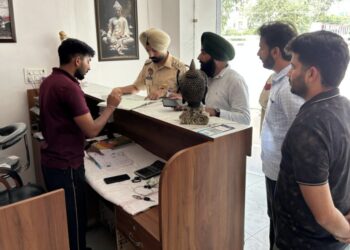 ਕੀਹਦੀ ਕੀਹਦੀ ਅੱਖ ‘ਚ ਹੋਟਲ ਵਾਲਿਆਂ ਨੇ ਡੱਕਾ ਮਾਰਿਆ…ਬਿਨਾਂ ਮਨਜ਼ੂਰੀ ਤੋਂ ਕਿਵੇਂ ਚਲਦੇ ਰਹੇ ਆਂ ਹੋਟਲ….!