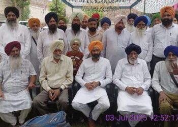 ਬਰਨਾਲੇ ‘ਚ ਅਹਿਮ ਸਿਆਸੀ ਘਟਨਾਕ੍ਰਮ….ਰਾਜਦੇਵ ਸਿੰਘ ਖਾਲਸਾ ਦੀ ਰਿਹਾਇਸ਼ ‘ਤੇ ਅਕਾਲੀ ਦਲ ਸੁਧਾਰ ਲਹਿਰ ਦੇ ਆਗੂਆਂ ਦੀ ਦਸਤਕ