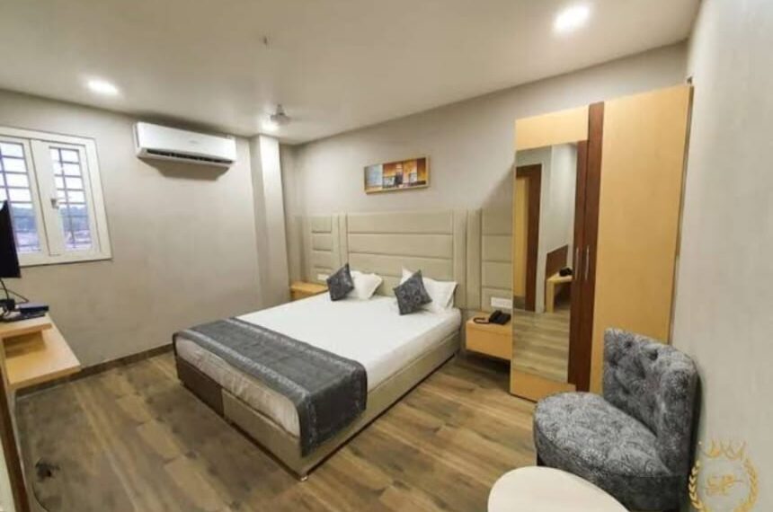 ਬਰਨਾਲਾ ਦੇ ਕੁਝ ਹੋਟਲਾਂ ਦੀਆਂ ਖ਼ਬਰਾਂ ਦਾ ਅਸਰ ਪੰਜਾਬ ‘ਚ ਹੋਣ ਲੱਗਿਐ…NOC ਨਾ ਲੈਣ ਵਾਲੇ ਹੋਟਲਾਂ ਨੂੰ ਪੱਕੇ ਤੌਰ ‘ਤੇ ਬੰਦ ਕਰਨ ਦੇ ਹੁਕਮ