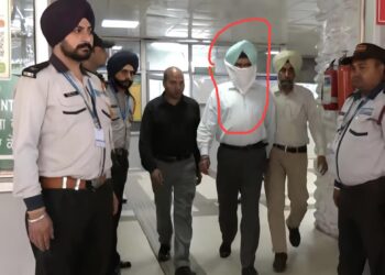 ਸਾਰੀ ਰਾਤ ਬੈਰਕ ਵਿੱਚ ਉਸਲਵੱਟੇ ਲੈਂਦਾ ਰਿਹੈ DIG ਭੁੱਲਰ..ਜੇਲ੍ਹ ‘ਚ ਬੰਦ ਇੱਕ ਹੋਰ IPS ਨੇ ਦਿੱਤਾ ਧਰਵਾਸ