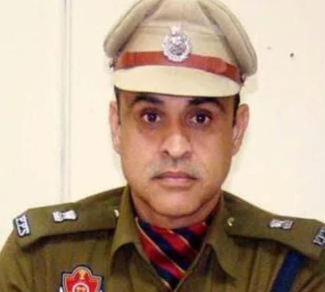 ਪੁਲਿਸ ਦੇ ਵੱਡੇ ਅਫ਼ਸਰਾਂ ਦੇ ਗ੍ਰਹਿ ਮਾੜੇ ਚੱਲ ਰਹੇ ਨੇ…ਇੱਕ ਹੋਰ ਵੱਡੇ ਅਫ਼ਸਰ ਦੇ ਖ਼ਿਲਾਫ਼ ਪੈ ਗਈ ਹਾਈਕੋਰਟ ਚ ਪਟੀਸ਼ਨ…!