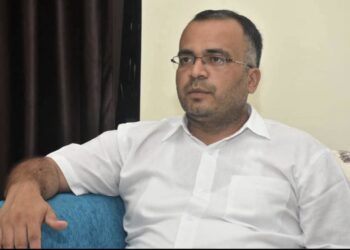 ਅਖੇ ਮੈਂ ਦਿੱਲੀ ਤੋਂ ਆਇਆਂ ਹਾਂ…ਨਵੀਨ ਚਤੁਰਵੇਦੀ ਦੀ ਚਲਾਕੀ ਪਰ ਵਿਧਾਇਕਾਂ ਦਾ ਬੌਧਿਕ ਪੱਧਰ…..?