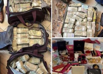 ਫ਼ਿੱਕੀ ਰਹੇਗੀ ਅਫ਼ਸਰਾਂ ਦੀ ਇਹ ਦੀਵਾਲੀ..CBI ਨੇ ਦੀਵਾਲੀ ਤੋਂ ਪਹਿਲਾਂ ਹੀ ਅਫ਼ਸਰਸ਼ਾਹੀ ਦੇ ਪਟਾਕੇ ਚਲਾ ਦਿੱਤੇ