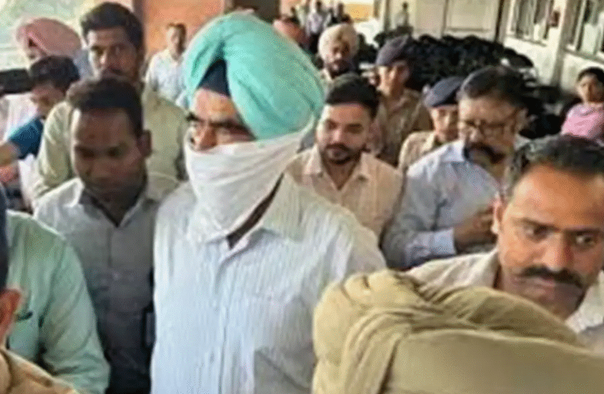 CBI ਦੀ ਰਿਪੋਰਟ ਤੋਂ ਬਾਅਦ ਹਾਈਕੋਰਟ ਨੇ ਡੀਆਈਜੀ ਭੁੱਲਰ ਦੇ ਰਿਸ਼ਤੇਦਾਰ ਇੱਕ ਵੱਡੇ ਅਧਿਕਾਰੀ ਦਾ ਕੀਤਾ ਤਬਾਦਲਾ