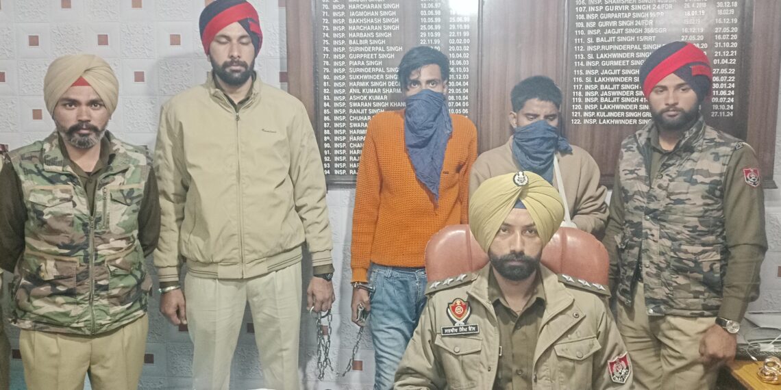 ਬਰਨਾਲਾ ਪੁਲਿਸ ਨੇ ਫੜ ਲਿਆ ‘ਧਾਕੜ’….ਲੁੱਟਾਂ ਖੋਹਾਂ ਦੇ 8 ਮੁਕੱਦਮੇ ਦਰਜ