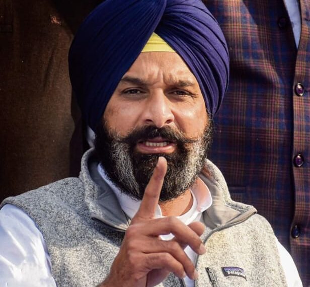 …ਜੇ ਮਜੀਠੀਆ ਨੂੰ ਕੁਝ ਹੋਇਆ ਤਾਂ ADGP ਤੇ ਜੇਲ੍ਹ ਸੁਪਰਡੈਂਟ ਜ਼ਿੰਮੇਵਾਰ ਹੋਣਗੇ….ਹਾਈਕੋਰਟ ਦੇ ਤਿੱਖੇ ਤੇਵਰ