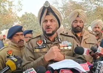 Breaking news….aap ਸਰਪੰਚ ਦਾ ਮੁੱਖ ਸ਼ੂਟਰ ਪੁਲਿਸ ਇਨਕਾਊਂਟਰ ਵਿੱਚ ਢੇਰ, ਹਥਿਆਰਾਂ ਦੀ ਰਿਕਵਰੀ ਲਈ ਲੈ ਕੇ ਜਾ ਰਹੀ ਸੀ ਪੁਲਿਸ