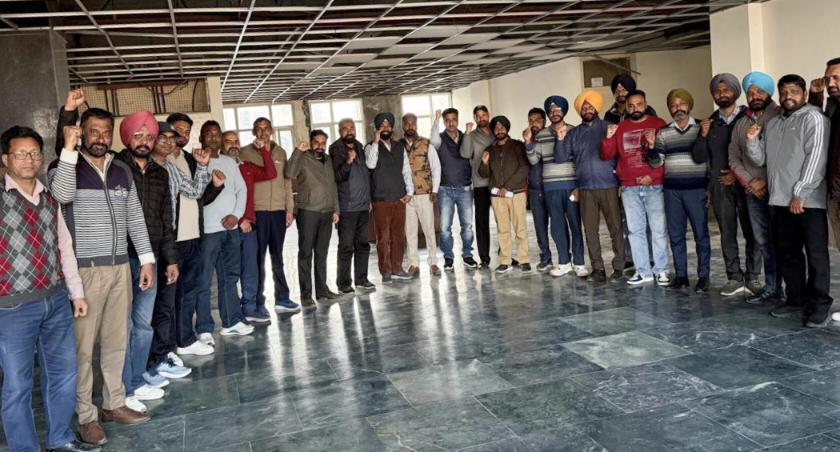 ਬਰਨਾਲਾ ‘ਚ ਬੋਰਡ ਦੀਆਂ ਪ੍ਰੀਖਿਆਵਾਂ ‘ਚ ਗ਼ਲਤ ਡਿਊਟੀਆਂ ਤੋਂ ਔਖੇ ਹੋਏ ਅਧਿਆਪਕ