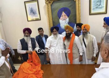 ਢੀਂਡਸਾ ਪਰਿਵਾਰ ਦੀਆਂ ਸੱਜੀਆਂ ਖੱਬੀਆਂ ਬਾਹਵਾਂ ‘ਤੇ ਅੱਖ ਸੁਖਬੀਰ ਦੀ…ਕਈ ਆਗੂ ਅਕਾਲੀ ਦਲ ‘ਚ ਮੁੜ ਸ਼ਾਮਿਲ