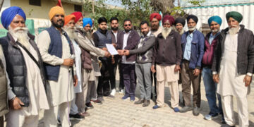 ਲੋਕਾਂ ਦੀ ਸਰਕਾਰ ਨੂੰ ਚਿਤਾਵਨੀ….ਮਹਿਲ ਕਲਾਂ ‘ਚ ਮੁੱਖ ਸੜਕ ‘ਤੇ 20 ਫਰਵਰੀ ਨੂੰ ਹੋ ਸਕਦੈ ਚੱਕਾ ਜਾਮ