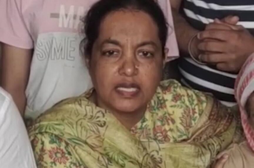 ਮੰਤਰੀ ਭੁੱਲਰ ਨੂੰ ਗ੍ਰਿਫ਼ਤਾਰ ਕਰੋ.. ਨਹੀਂ ਬੱਚਿਆਂ ਨੂੰ ਲੈ ਕੇ ਸੜਕ ‘ਤੇ ਬੈਠ ਜਾਵਾਂਗੀ…DM ਰੰਧਾਵਾ ਦੀ ਪਤਨੀ ਨੇ ਸਰਕਾਰ ਨੂੰ ਦਿੱਤਾ ਅਲਟੀਮੇਟਮ