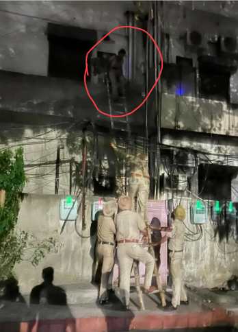 ਸਪਾ ਸੈਂਟਰ ਦਾ ਮਾਲਕ ਪੁਲਿਸ ਟੀਮ ਨੂੰ ਸੈਂਟਰ ‘ਚ ਬੰਦ ਕਰਕੇ ਬਾਹਰੋਂ ਜ਼ਿੰਦਾ ਲਗਾ ਕੇ ਹੋਇਆ ਫਰਾਰ