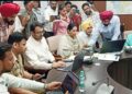 ਬਰਨਾਲਾ ਦੇ DC, SSP ਨੇ ਆਪਣੇ ਵੇਰਵੇ ਦਰਜ ਕਰਕੇ ਸਵੈ ਜਨਗਨਣਾ ਦੀ ਕੀਤੀ ਸ਼ੁਰੂਆਤ