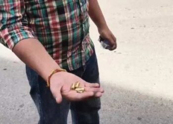 ਸਰਪੰਚ ਦੇ ਪਤੀ ‘ਤੇ ਤਾਬਤਤੋੜ ਫਾਇਰਿੰਗ…ਵਾਲ-ਵਾਲ ਬਚਿਆ ਸਰਪੰਚ ਦਾ ਪਤੀ