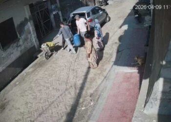 ਪੰਜਾਬ ਪੁਲਿਸ ਦੀ ਫੇਕ ਰੇਡ…CCTV ਫੁਟੇਜ ਨੇ ਪੁਲਿਸ ਕੀਤੀ ਸਵਾਲਾਂ ਦੇ ਘੇਰੇ ‘ਚ ਖੜੀ