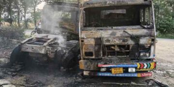 ਬੈਟਰੀ ਦਾ ਸ਼ਾਰਟ ਸਰਕਟ ਹੋਣ ਕਾਰਨ ਦੋ ਗੱਡੀਆਂ ਹੋਈਆਂ ਸੜ ਕੇ ਸੁਆਹ…ਲੱਖਾਂ ਦਾ ਹੋਇਆ ਨੁਕਸਾਨ