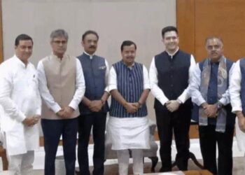 ਆਪਣੇ ਬਾਗੀ ਰਾਜ ਸਭਾ ਮੈਂਬਰਾਂ ਦੇ ਖ਼ਿਲਾਫ਼ aap ਦਲ ਬਦਲੀ ਕਾਨੂੰਨ ਤਹਿਤ ਕਰੇਗੀ ਕਾਰਵਾਈ ਦੀ ਮੰਗ