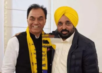 ਭੰਬਲਭੂਸਾ : ਪੰਜਾਬ ਤੋਂ aap ਸੰਸਦ ਨੂੰ ਗ੍ਰਿਹ ਮੰਤਰੀ ਅਮਿਤ ਸ਼ਾਹ ਨੇ ਦਿੱਤੀ ਜਨਮਦਿਨ ਦੀ ਮੁਬਾਰਕਬਾਦ