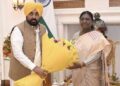 CM ਭਗਵੰਤ ਮਾਨ ਨੇ ਰਾਸ਼ਟਰਪਤੀ ਨਾਲ ਕੀਤੀ ਮੁਲਾਕਾਤ…”ਰਾਈਟ ਟੂ ਰੀਕਾਲ” ਕਾਨੂੰਨ ਦੀ ਕੀਤੀ ਮੰਗ