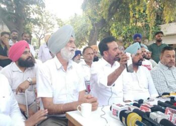 ਨਗਰ ਨਿਗਮ ਚੋਣਾਂ : ਅਕਾਲੀ ਦਲ ਦੀ ਆਪ ਨੂੰ ਸਲਾਹ…ਪੁਲਿਸ ਦੇ ਕਿਸੇ ਵੱਡੇ ਅਫਸਰ ਨੂੰ ਬਣਾਓ ਮੇਅਰ…!