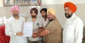 ਟੈਕਨੀਕਲ ਅਸਿਸਟੈਂਟਾਂ ਨੇ ਹੱਕੀ ਮੰਗਾਂ ਲਈ MLA ਕਾਲਾ ਢਿੱਲੋਂ ਨੂੰ ਦਿੱਤਾ ਮੰਗ ਪੱਤਰ