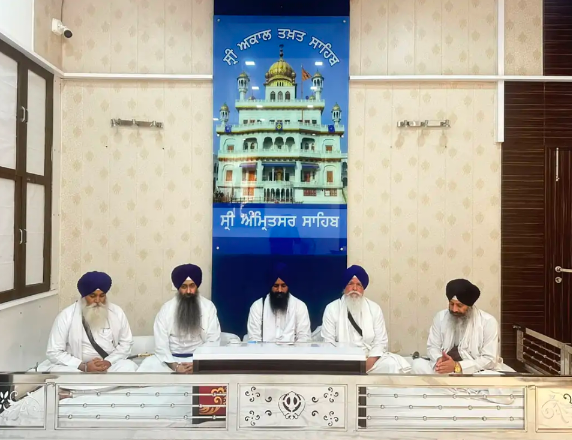 ਅਕਾਲ ਤਖ਼ਤ ਸਾਹਿਬ ਨੇ ਅਮਰਜੀਤ ਸਿੰਘ ਚਾਵਲਾ ਖ਼ਿਲਾਫ਼ ਲਿਆ ਵੱਡਾ ਫੈਸਲਾ